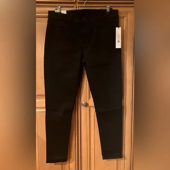 NWT Joe’s Jeans The Icon Mid Rise Skinny Ankle Flawless Jeans